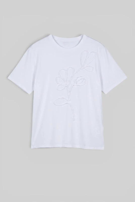 T-Shirt Ανάγλυφο Σχέδιο