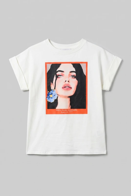 T-shirt Earth Flowers 