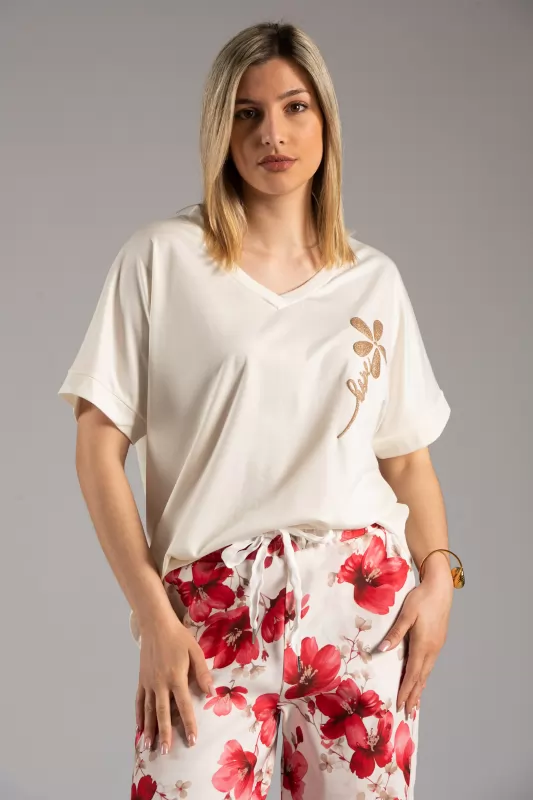 T-shirt Margaret Love