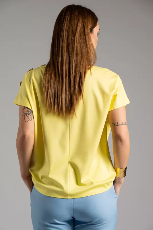 T-shirt Gold Buttons