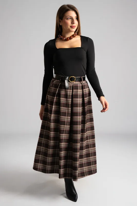 Top Τετραγωνισμένη Λαιμόκοψη