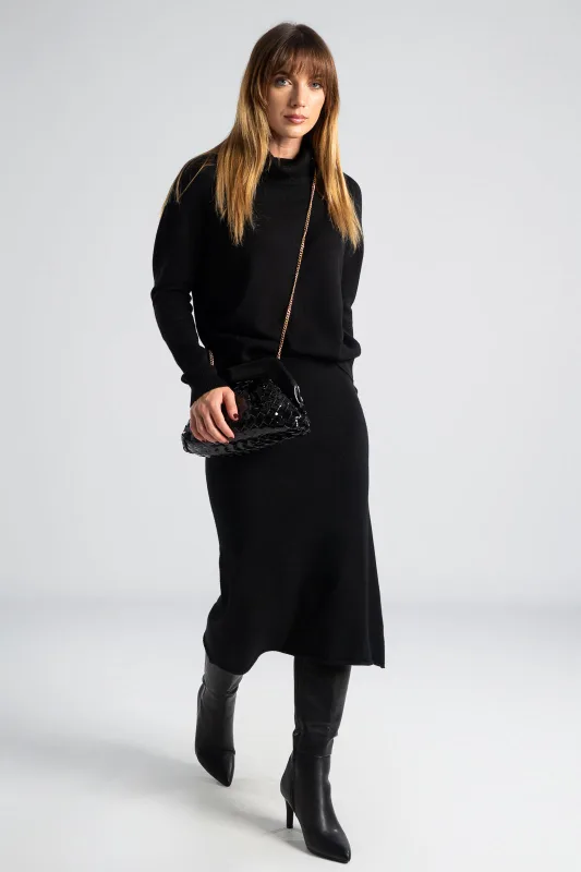 Bag Effect Braided Patent Leatherette