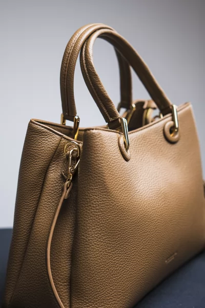 Τσάντα Medium Handbag Μόκα