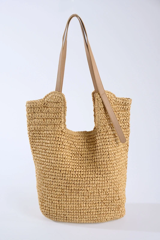 Oversized Raffia Bag 