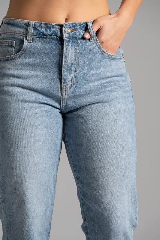 Jean Mom Fit