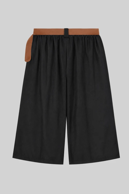 Bermuda with Suede Belt