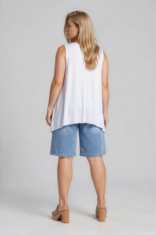 Bermunda Jean With Belt