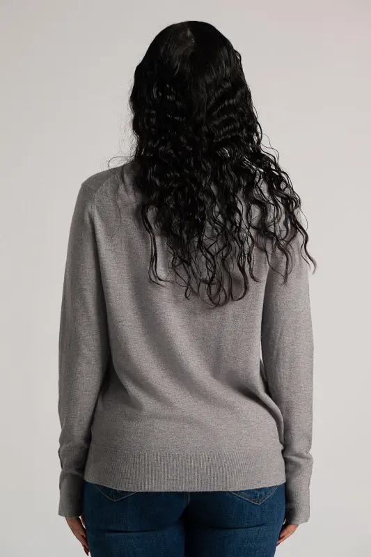 Cardigan Thread Buttons