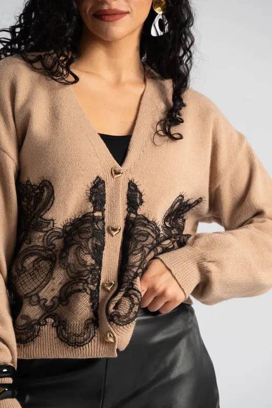 Cardigan Thread Detail Lace