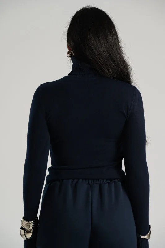 Turtleneck Knitted Blouse Solid Color